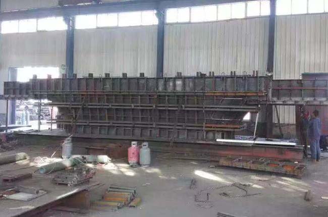 鋼結(jié)構(gòu)